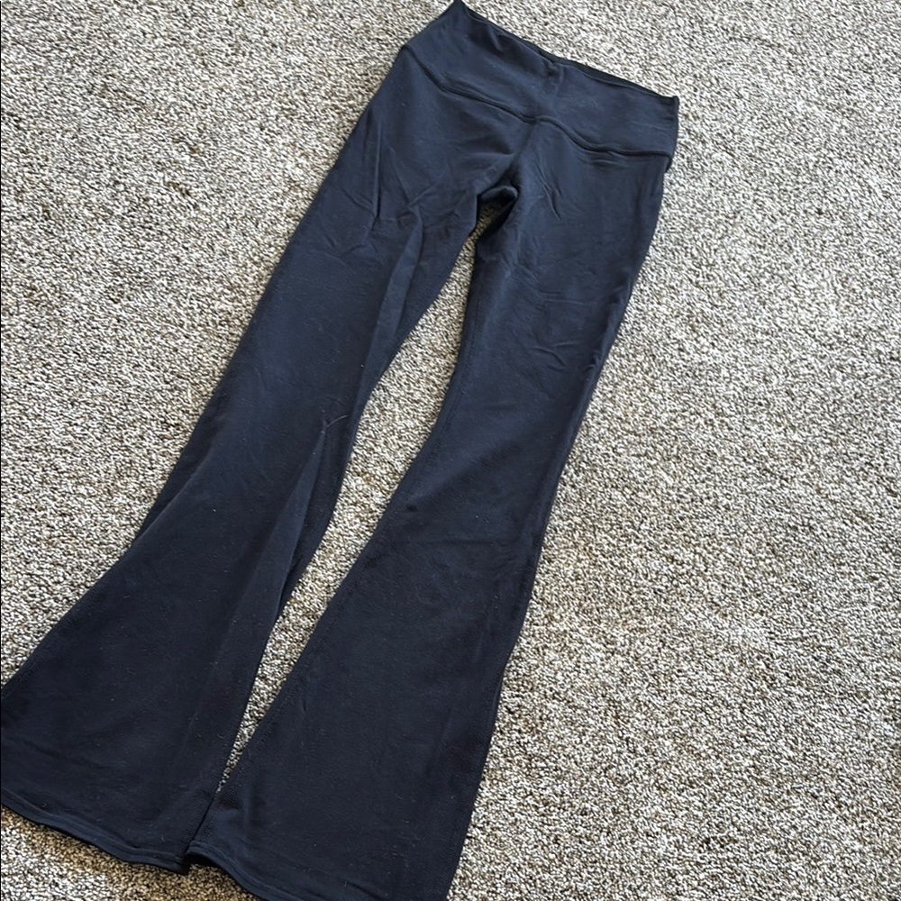 Alo Yoga Flared Yoga Pants